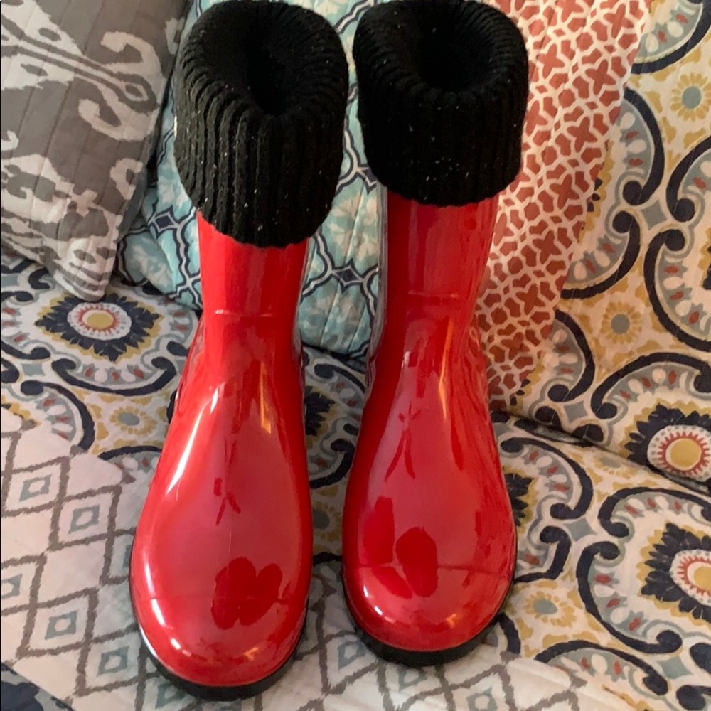 Ugg Sienna Rain Boot - new - size 10